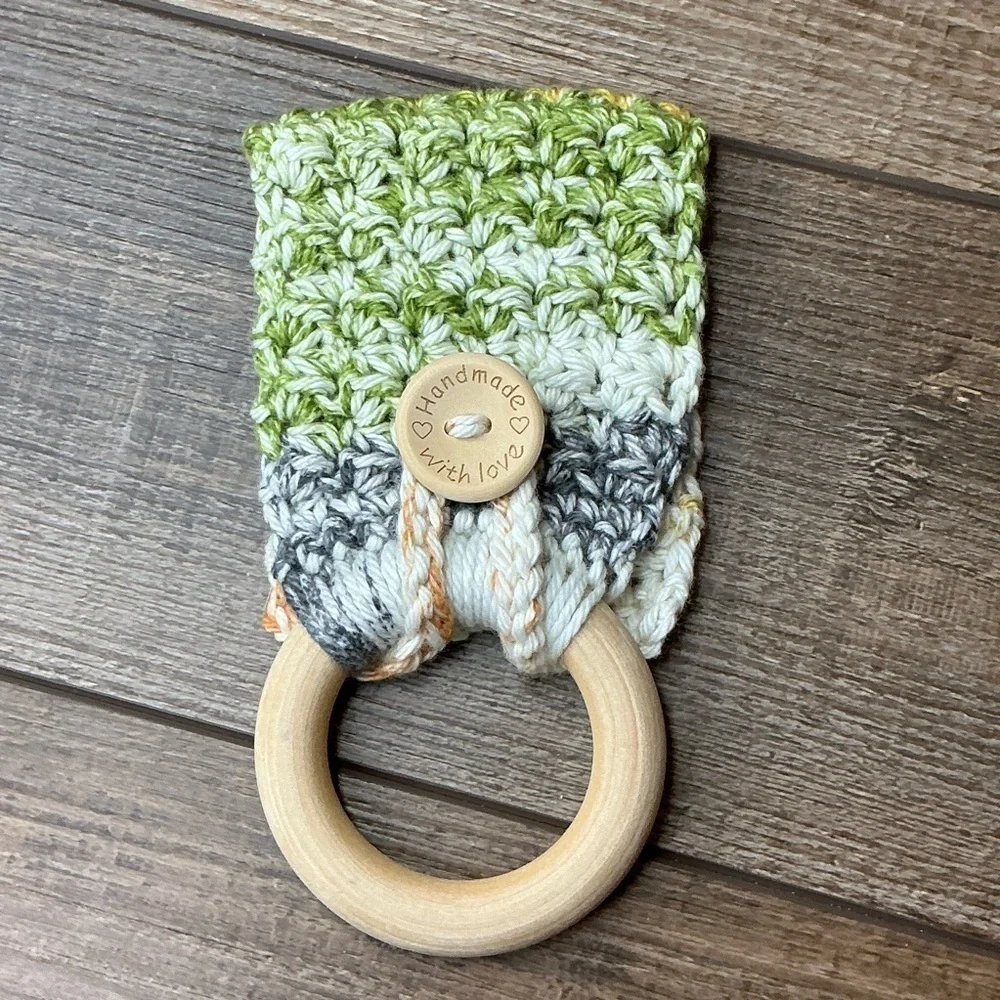 Kitchen Tea Hand Towel Holder Topper Cotton Wood‎ Handcrafted Handmade Crochet